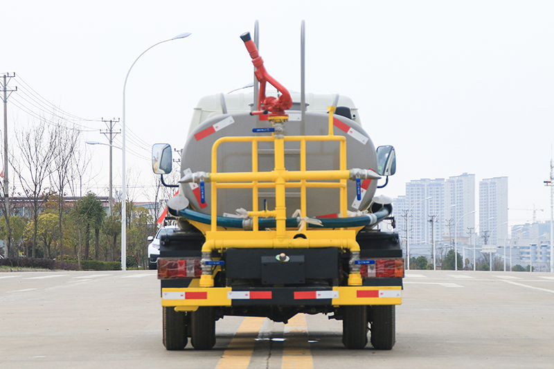 福田小卡之星2灑水車(2.5方)有不上戶車型