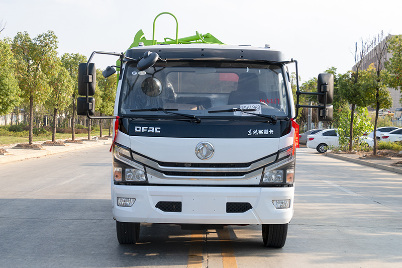 東風大多利卡側裝壓縮垃圾車（10方）