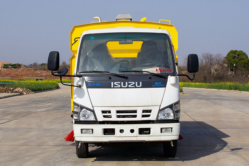 五十鈴洗掃車(4水 5塵)