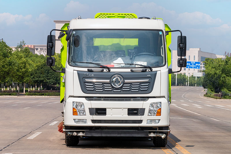 東風天錦洗掃車（9水 7塵）